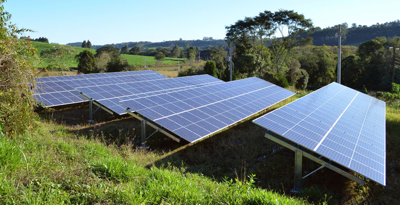 Importance of Natural Composite Dye Sensitized Solar Cell (DSSC) to generate high efficiency and non-toxic energy